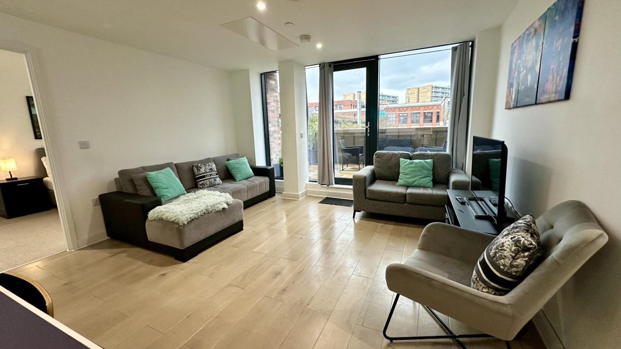 Lux Livin' Apartments - Luxury 2 Bed Apartment With Sky Garden Manchester Extérieur photo