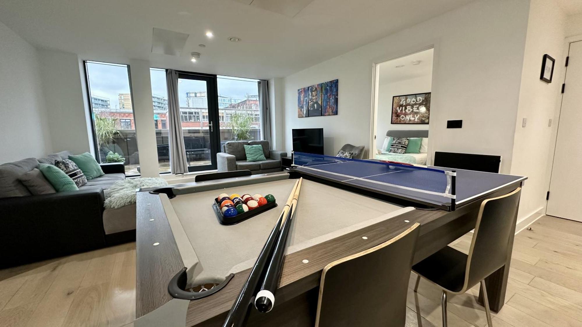 Lux Livin' Apartments - Luxury 2 Bed Apartment With Sky Garden Manchester Extérieur photo