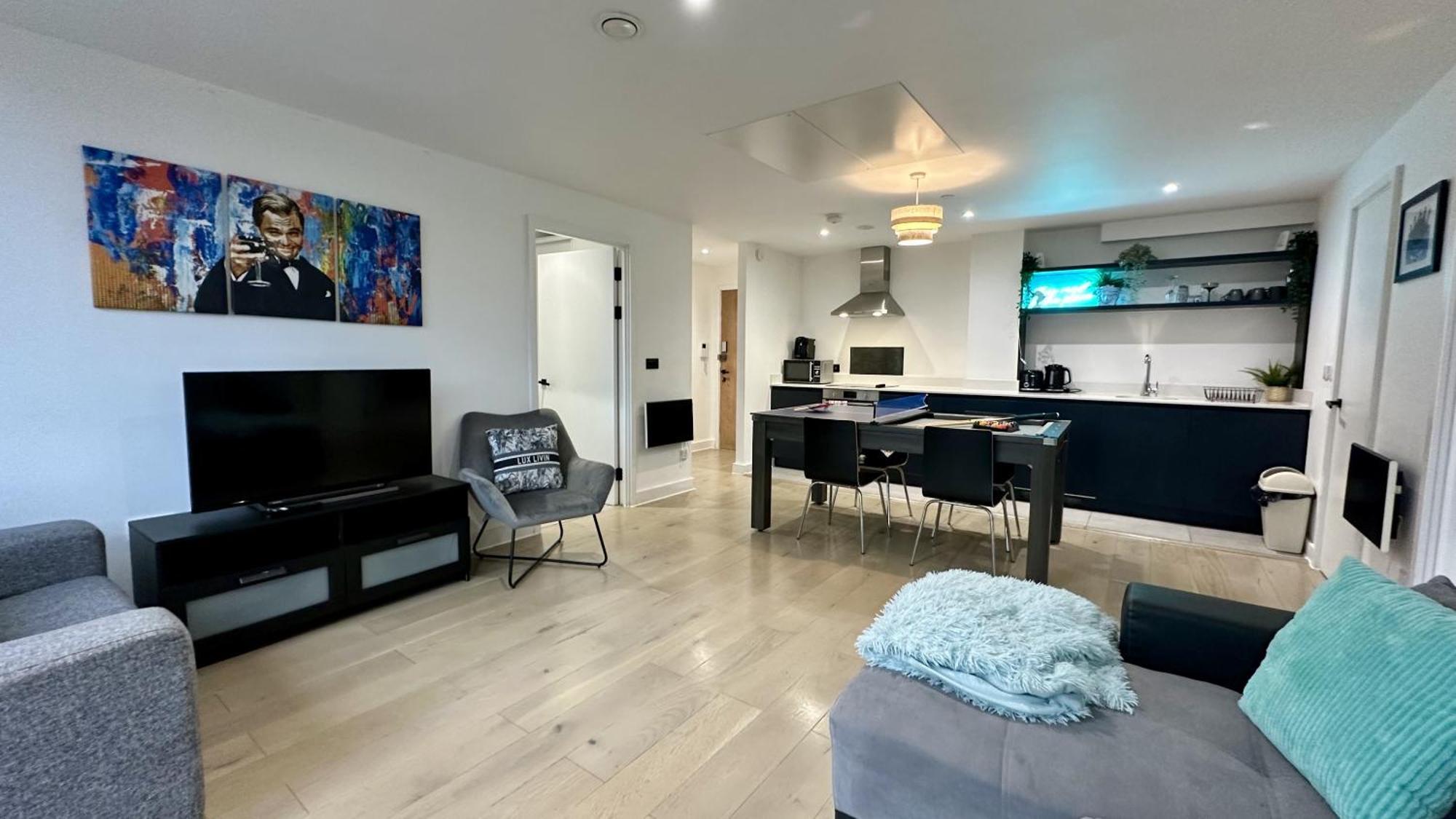 Lux Livin' Apartments - Luxury 2 Bed Apartment With Sky Garden Manchester Extérieur photo