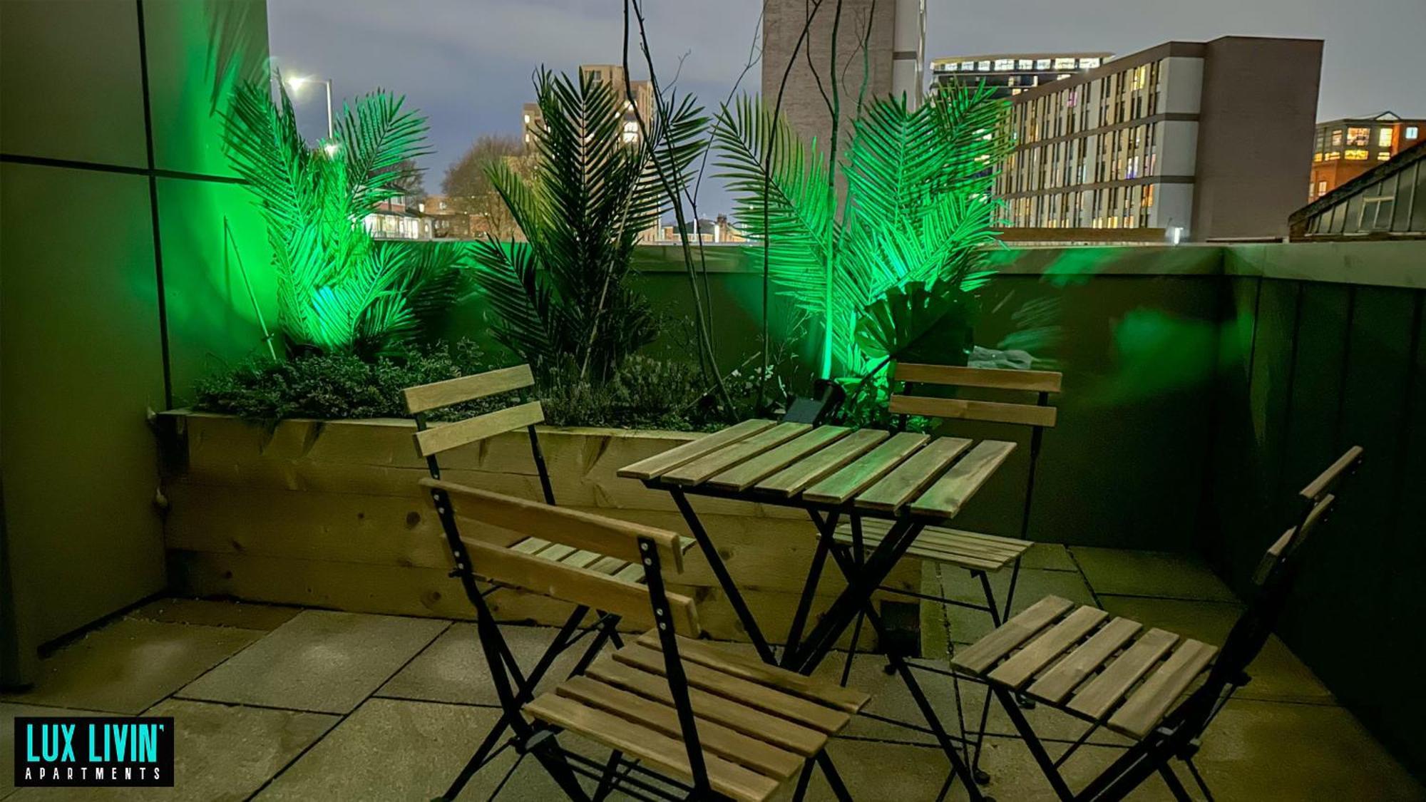 Lux Livin' Apartments - Luxury 2 Bed Apartment With Sky Garden Manchester Chambre photo